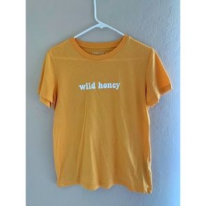 While honey t-shirt